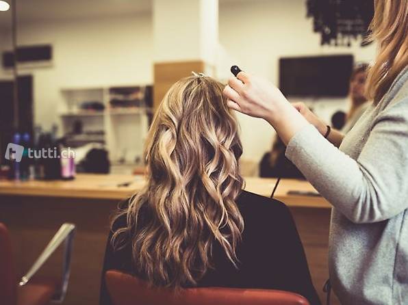 Coiffeurbesuch für Damen und Herren Coiffeurbesuch für Damen und Herren