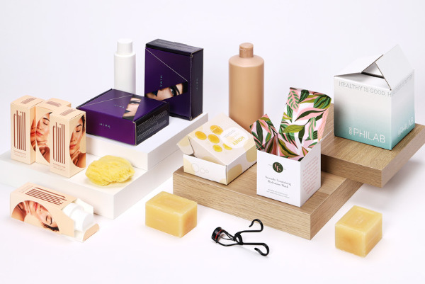 Kosmetik verpacken (Heimarbeit Schweiz, ideal für Hausfrauen)