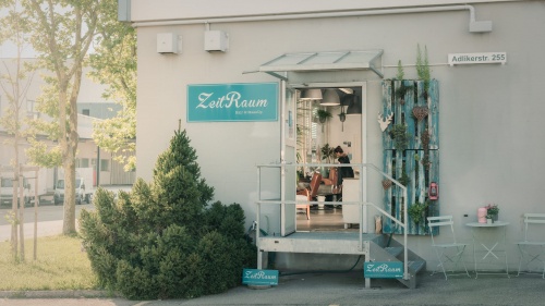 Platz- oder Stuhlmiete in Coiffeur Salon in Regensdorf Platz- oder Stuhlmiete in Coiffeur Salon in Regensdorf