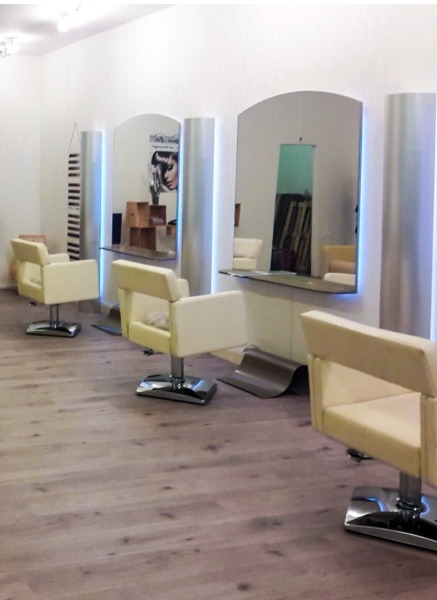 Coiffeur Möbel (Auflösung)